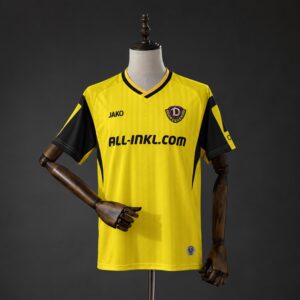 Camiseta Dynamo Dresden 26-27 Local
